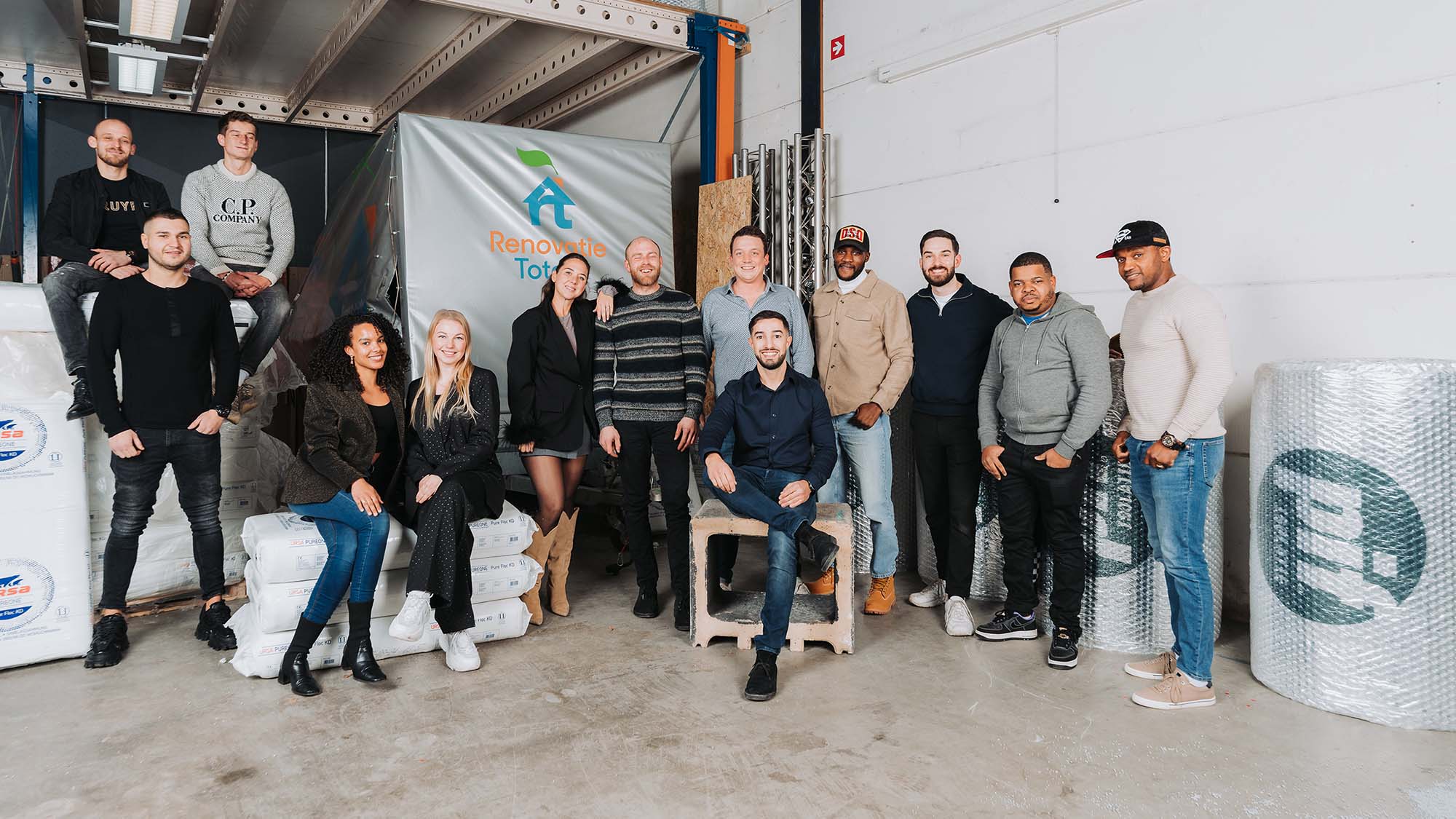 Groepsfoto isolatiebedrijf Renovatie Totaal